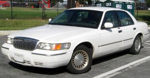 1998-2002 Mercury Grand Marquis -- 09-27-2010 1.jpg