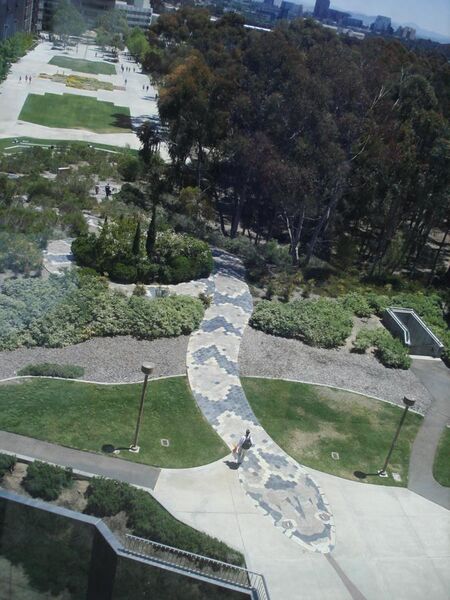 File:Snake Path, UCSD.jpg
