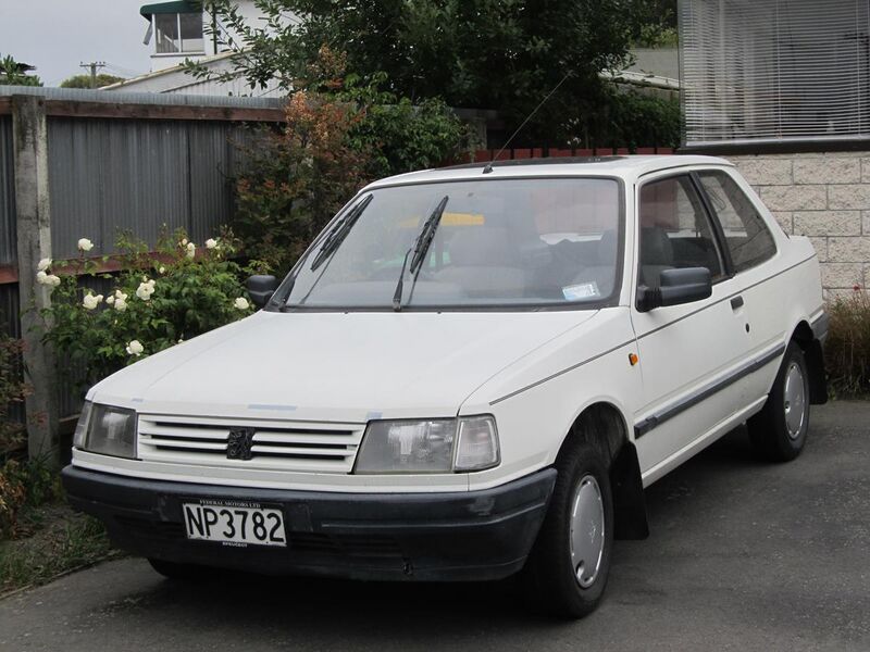 File:1988 Peugeot 309 XL (6858743438).jpg