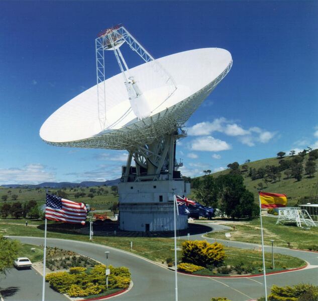 File:Canberra Deep Dish Communications Complex - GPN-2000-000502.jpg
