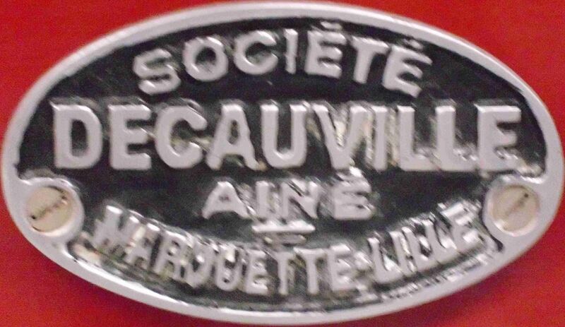 File:Emblem Decauville.JPG
