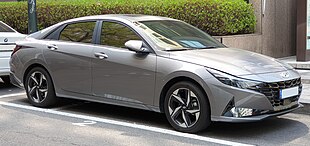 Hyundai Avante Inspiration CN7 Fluid Gray Metallic (1) (cropped).jpg
