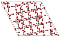 Kristallstruktur Niob(V)-oxid.png