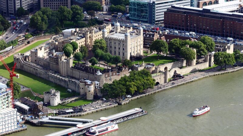File:Aerial Tower of London.jpg