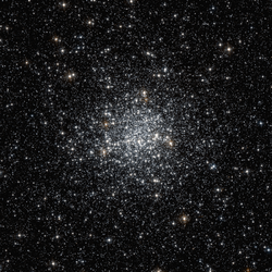 NGC 6304 HST 10775 R814B606.png