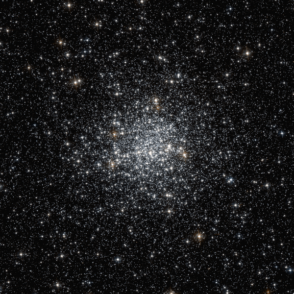 File:NGC 6304 HST 10775 R814B606.png