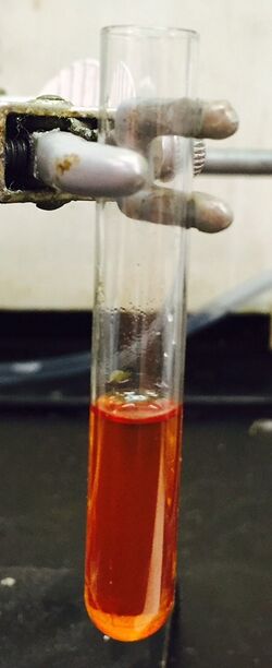 Sample of iron pentacarbonyl.jpg