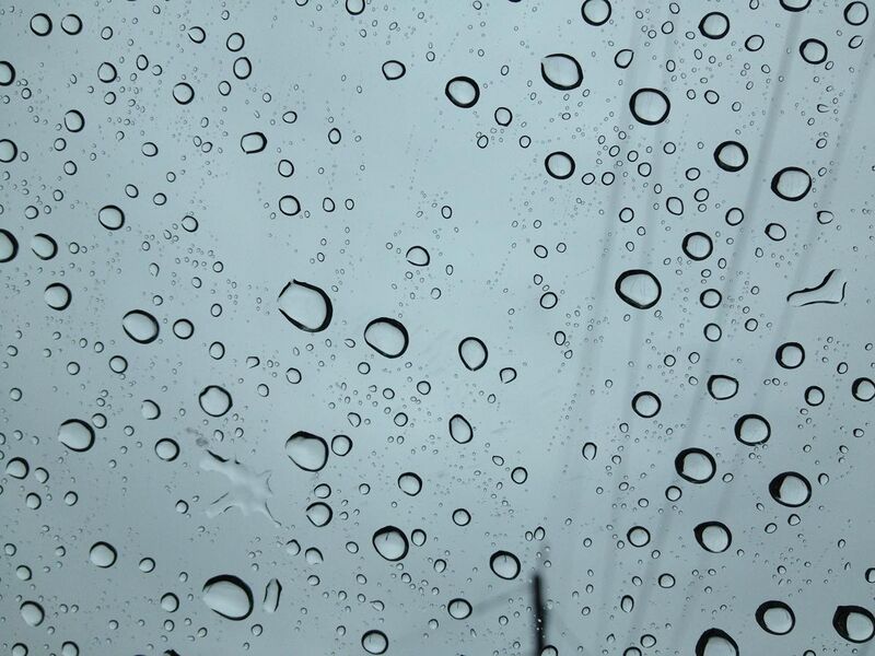 File:Water Droplets Background.JPG