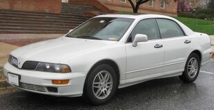 02-03 Mitsubishi Diamante .jpg