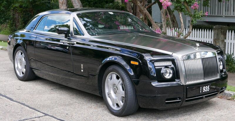 File:2009 Rolls-Royce Phantom (3C68) coupe (2015-01-25) 01.jpg