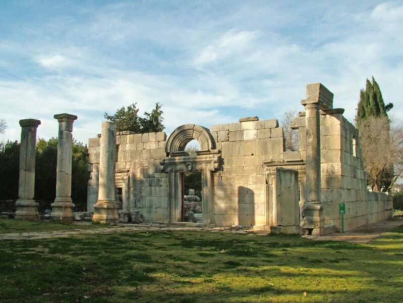 File:Ruins of the Ancient Synagogue at Bar'am.jpg
