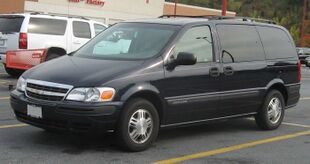 01-05 Chevrolet Venture.jpg