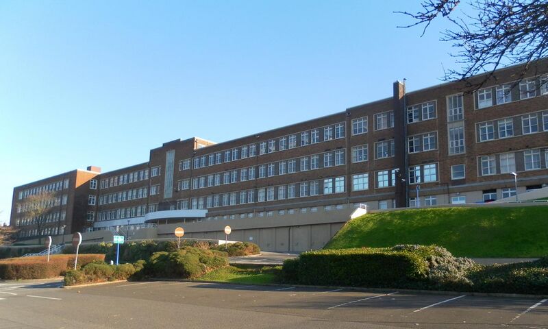 File:Mithras House (University of Brighton), Lewes Road, Brighton (December 2012) (2).JPG