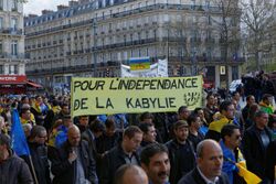 Nuit Debout - Paris - Kabyles - 48 mars 10.jpg