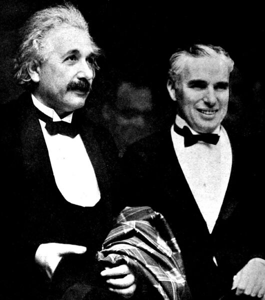 File:Albert Einstein and Charlie Chaplin - 1931.jpg