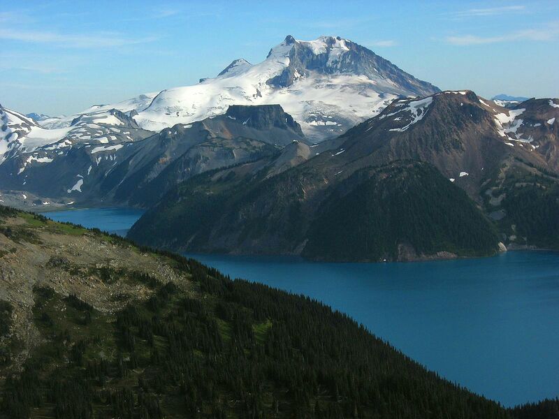 File:Mount Garibaldi3.jpg