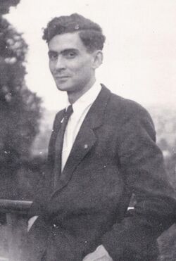 Alain Berton en 1946.jpg