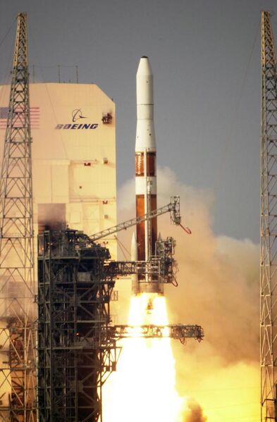 File:Delta IV Medium 4,2+ launch with GOES-N.jpg