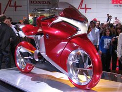 Honda V4 Concept Model at Intermot 2008 right front.jpg