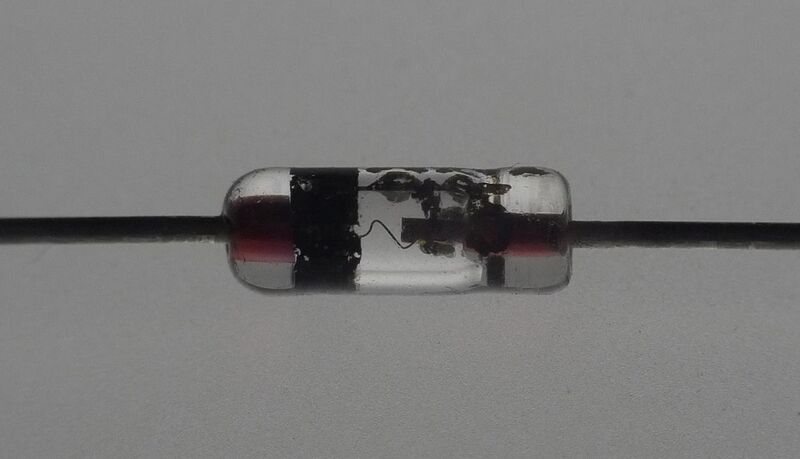File:Wire-bonded Germanium Diode.jpg