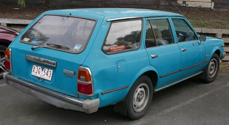 File:1979 Toyota Corona (XT130) SE station wagon (2015-06-15) 02.jpg