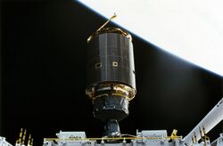 INTELSAT VI F3 separates from STS-49 after repair.jpg
