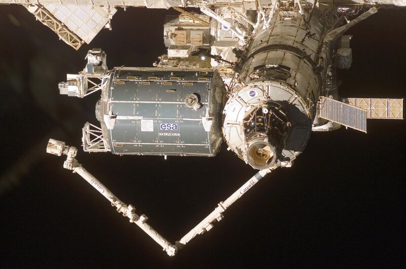 File:STS-122 docked Columbus.jpg