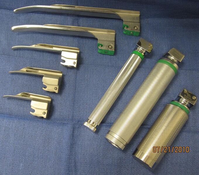 File:Laryngoscopes-Miller blades.JPG