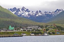 00 124 2490 Puerto Williams - Südamerika (Feuerland - Tierra del Fuego).jpg