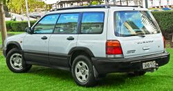 1999 Subaru Forester (SF5 MY99) Limited wagon (2011-10-31) 02.jpg