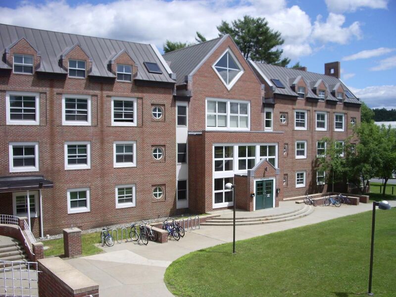 File:Dartmouth College campus 2007-06-23 Morton Hall 01.JPG