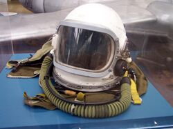 Gsh-6 pilot helmet.JPG