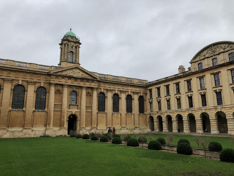File:The Queen's College, Front Quad.jpg