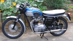 Triumph Trophy TR6R 1964.jpg