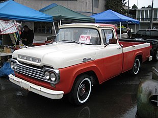 1959 Ford F-100.jpg