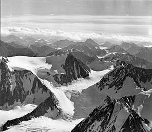 Alaska - Matanuska Glacier through Alaskan Mountains - NARA - 23941015.jpg