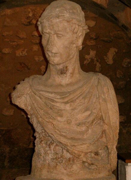 File:Busto di Federico II di Svevia.jpg