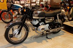 Paris - Salon de la moto 2011 - Suzuki - T10 - 001.jpg