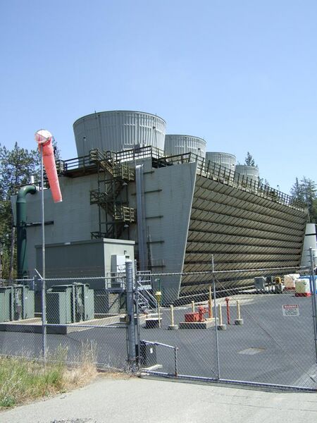 File:West Ford Flat Geothermal Cooling Tower.JPG