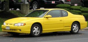 2000-2005 Chevrolet Monte Carlo -- 10-19-2011.jpg
