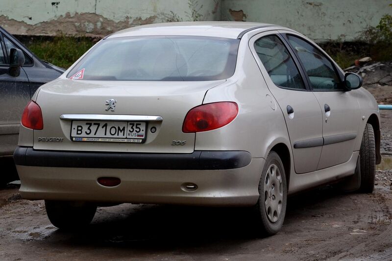 File:Peugeot 206 Sedan.jpg