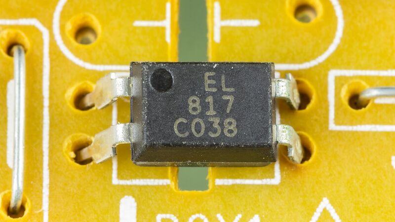 File:Philips BDP3280-12 - Everlight EL817 on power board-1779.jpg