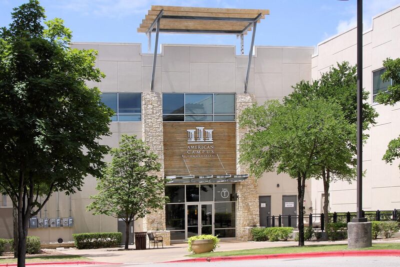 File:American Campus Communities Headquarters Bee Cave Texas 2022.jpg