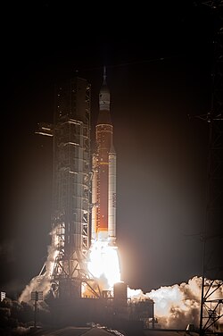 Launch of Artemis 1 (KSC-20221116-PH-KED03 0011).jpg