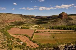 Nieu-Bethesda, Karoo, Eastern Cape, South Africa (20323012538).jpg