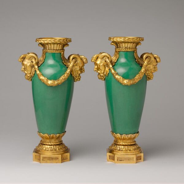 File:Pair of mounted vases (vase à monter) MET DP102639.jpg