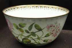 Waste bowl, c. 1812-1815, Minton, bone china, overglaze enamels, gilding - Gardiner Museum, Toronto - DSC00786.JPG