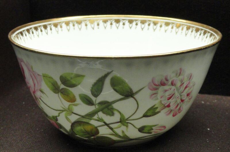 File:Waste bowl, c. 1812-1815, Minton, bone china, overglaze enamels, gilding - Gardiner Museum, Toronto - DSC00786.JPG