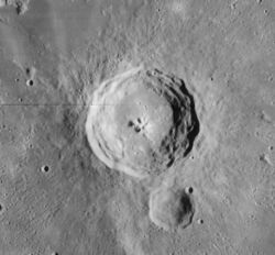 Bullialdus crater 4125 h1 4125 h2.jpg