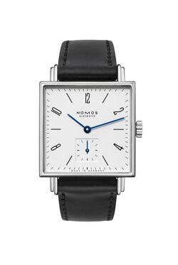 NOMOS Glashütte Tetra.jpg